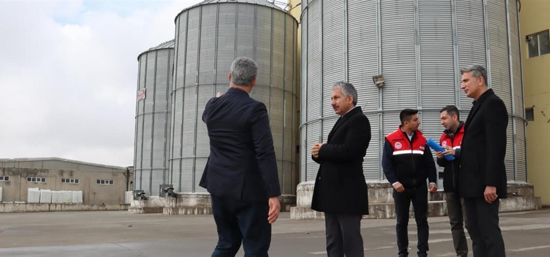 İl Müdürü Akkan OSB’de Kırsal Kalkınma Desteklerinden Faydalanan Tarımsal Tesisleri Ziyaret Etti